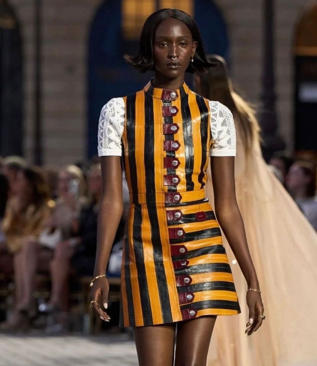 Lous and the Yakuza défile en Vuitton au show Vogue World Paris